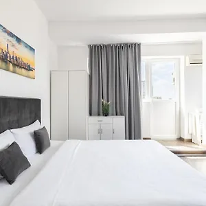 Apartment Downtown Victoria By Citybookings, Bucharest